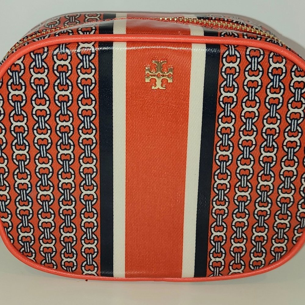 Tory Burch Gemini Link cosmetic case